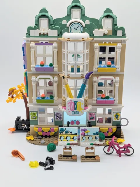 LEGO Friends #41711 Emmas Art School - Incomplete, No Box/Manual