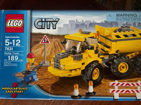 LEGO Dump Truck (7631) CITY Construction Worker. Incomplete with box As Is