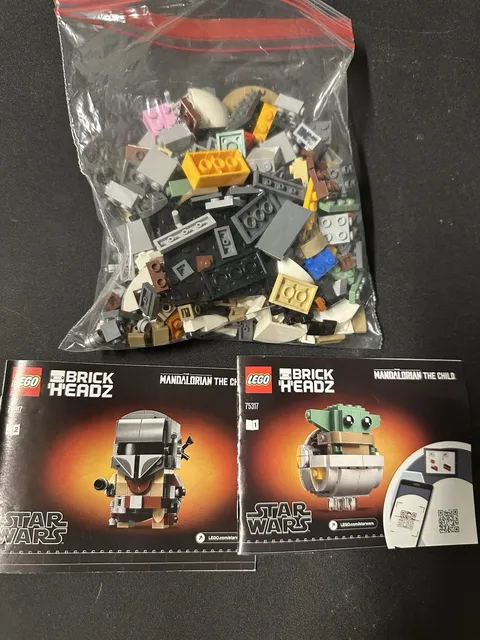 LEGO Star Wars BrickHeadz 75317 Mandalorian & The Child 295pc Bulk Lot
