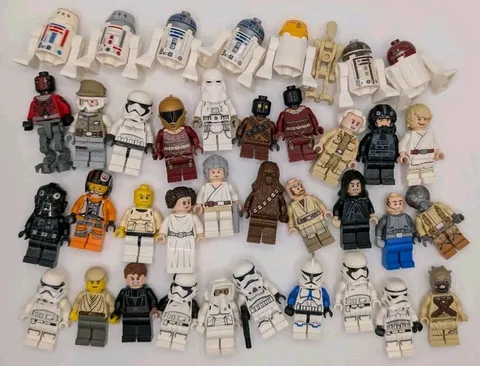 Star wars lego Assorted minifigs Lot.  38 Minfigs.  Original Lego .