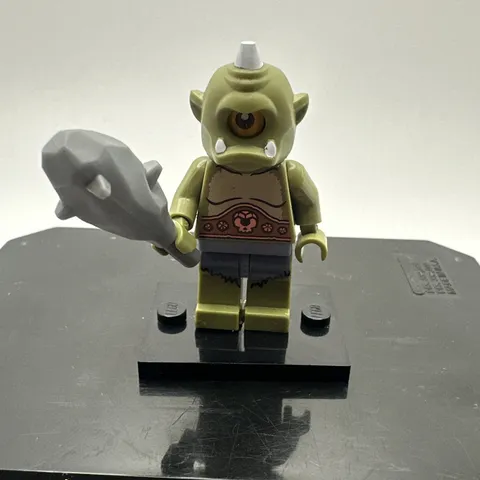 Lego Minifigure: Cyclops, Series 9 col130 Free Shipping