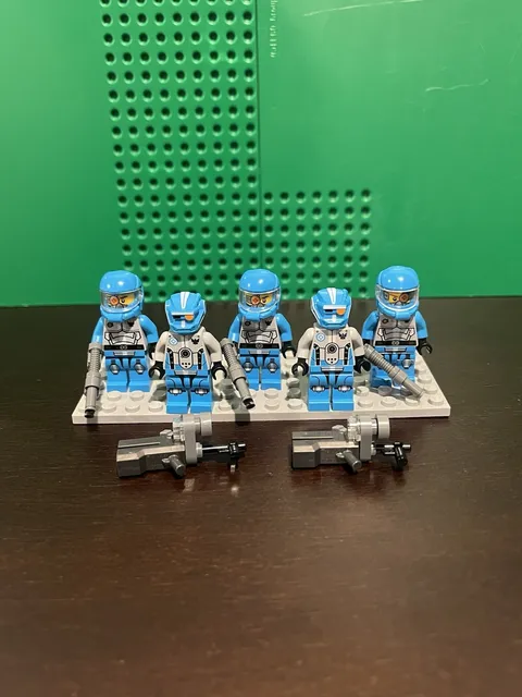 Lego Galaxy Squad Minifigure Lot