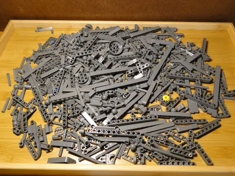 LEGO Technic Mix – Pins, Axles, Connectors Beams Lift Arms  Misc Lot Dark Gray
