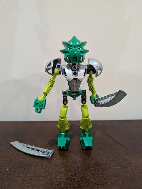 LEGO Bionicle 8567 Toa Nuva : Lewa Nuva  BROKEN SWORD