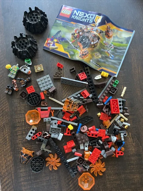 Lego Nexo Knights Complete 99% Sure 70313 Set