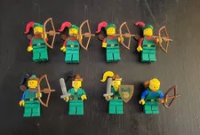 Vintage LEGO Castle Forestmen Minifigure Lot – 8 Figures with Weapons
