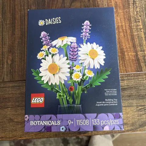 NEW LEGO Botanicals Daisies Artificial Flowers Bouquet Building Toy 11508 SEALED