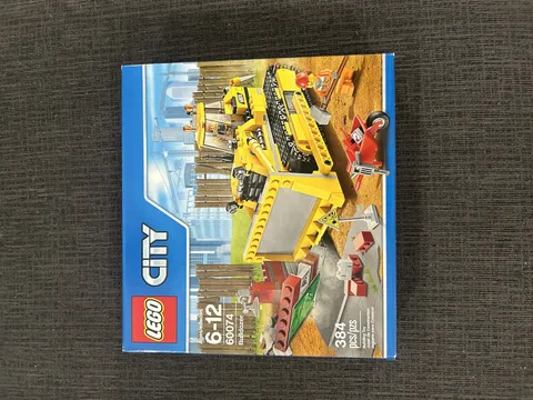 LEGO CITY: Bulldozer (60074)
