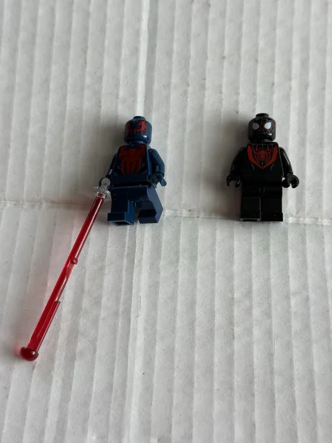 Lego Spider-Man Minifigure Auth Lego Spiderman W/Red Beam 76337 & Miles Morales