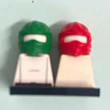 LEGO Minifigure Headgear Lot of 2 Green & Red. Airjitzu Kai & Airjitzu/Dx Lloyd