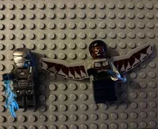 LEGO Marvel Minifigures Lot of 2 Falcon & War Machine w/ Accessories