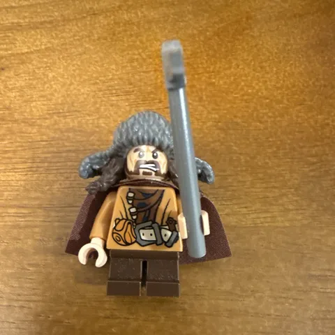 LEGO Hobbit Bofur Minifigure Brown Outfit Gray Fur Hat Cape