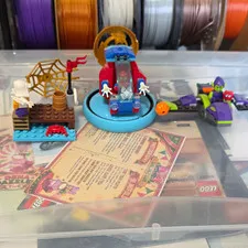 LEGO Spidey vs Green Goblin Minifigures w/ Glider & Web Shooter Build