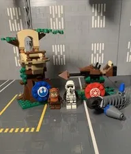 Lego Starwars 75238 Endor Assault. Figs! Read