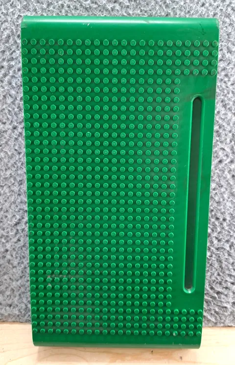 VTG Lego Play Table Compartment Cover Curved Ends Green Baseplate 22x36 #06788
