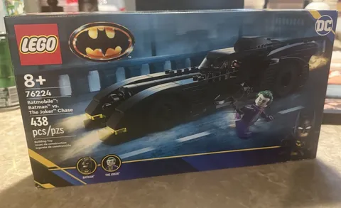 LEGO Super Heroes: Batmobile: Batman Vs. the Joker Chase 76224 Brand New