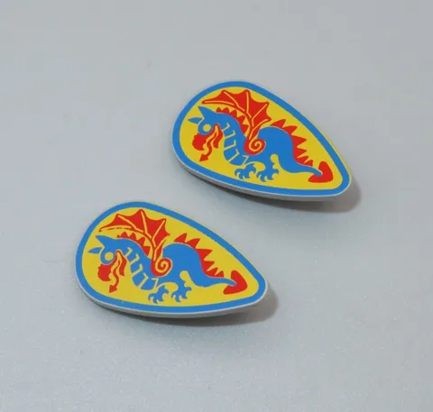 LEGO #61 Dragon red blue yellow ovoid 2 shields minifigures 6086 6078 6057 1971