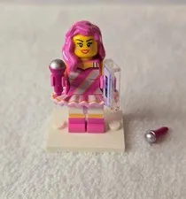 The Lego Movie 2 Minifigure Series Candy Rapper Complete 