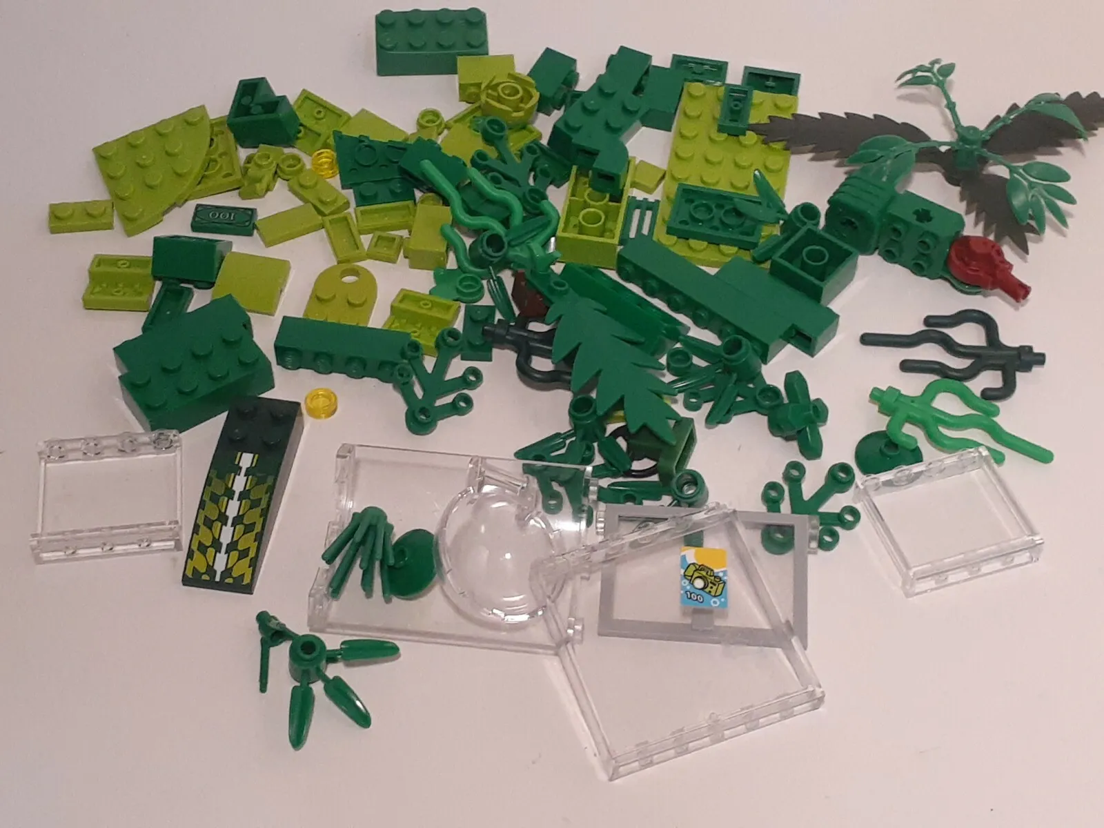 LEGO Bricks Assorted Lot- Green