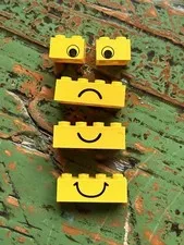 Lego Vintage Yellow Facial Expression Bricks Smile Frown Eyes
