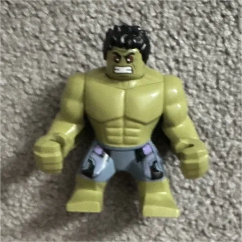 LEGO Marvel Super Heroes Hulk Minifigure Green with Black Hair 1pc