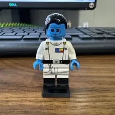 Lego Star Wars Custom Printed Grand Admiral Thrawn Minifigure