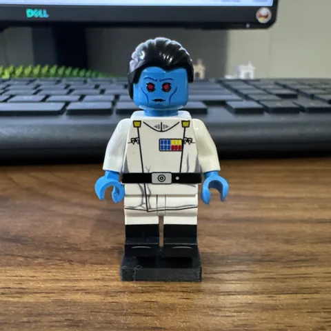 Lego Star Wars Custom Printed Grand Admiral Thrawn Minifigure
