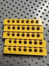 LEGO 3702 Yellow Technic, Brick 1 x 8 with Seven Holes - 5 Pieces