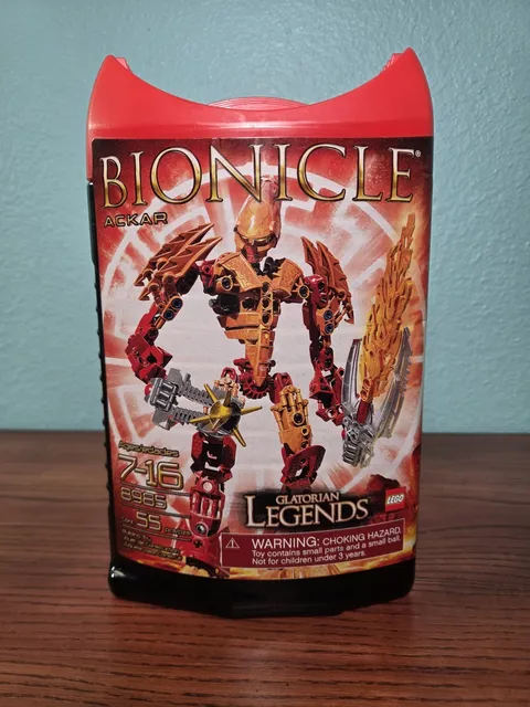LEGO BIONICLE Glatorian Legends Ackar 8985 Complete Set 55 Pieces SEALED