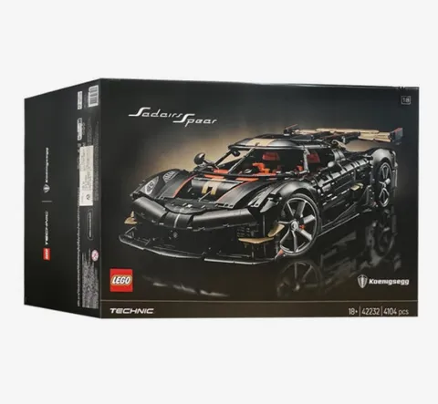 LEGO Technic 42232 Koenigsegg Sadair's Spear Megacar 4104 PCS + 40894 Gift
