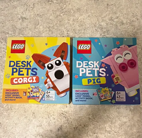 LEGO Desk Pets Corgi & Pig Exclusive LEGO Model Book Sets Como 55pcs + 43pcs