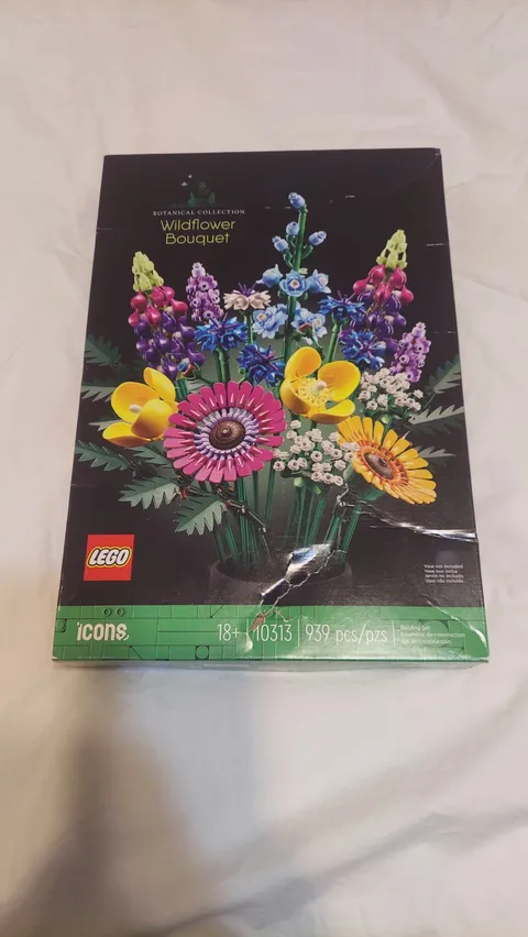 LEGO Icons: Wildflower Bouquet (10313)