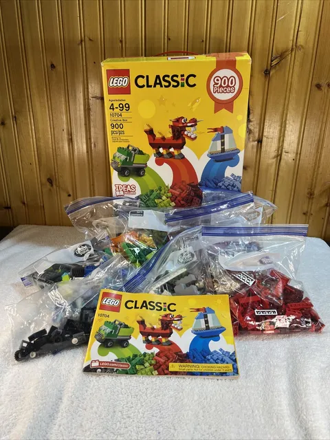 LEGO 10704 Classic Creative Boxes 900 Pieces With Idea Booklet