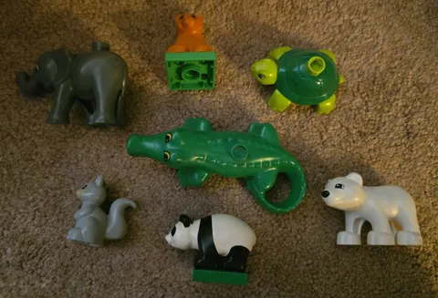 Lego Duplo - Lot 7 Different Animal Figures Turtl, Panda, Gator, Polar Bear ++