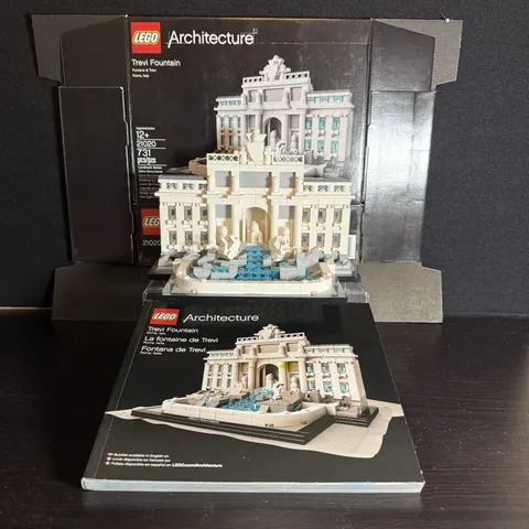 LEGO ARCHITECTURE: Trevi Fountain (21020)