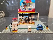 LEGO LEGOLAND Town 6378 Shell Service Station Vintage