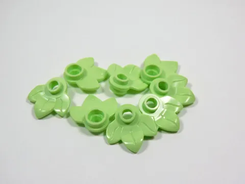 LEGO Lot of 8 Spring Yellow Green Plant Plates w/ 3 Leaves Minifig I2