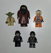 LEGO Star Wars Minifigures Lot of 5 Including Yoda (As Pictured)