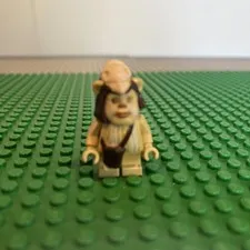 LEGO MINIFIGURE Star Wars Logray Ewok sw0338
