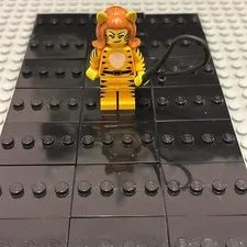 Tiger Woman Series 14 Whip LEGO Minifigure Mini Figure