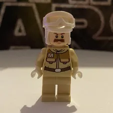 LEGO Star Wars “Rebel Officer” NEW CONDITION