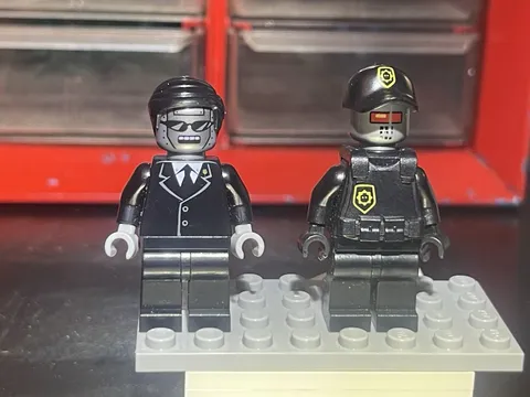 LEGO Minifigure Lot of 2 Police Officer Figures Black Uniform