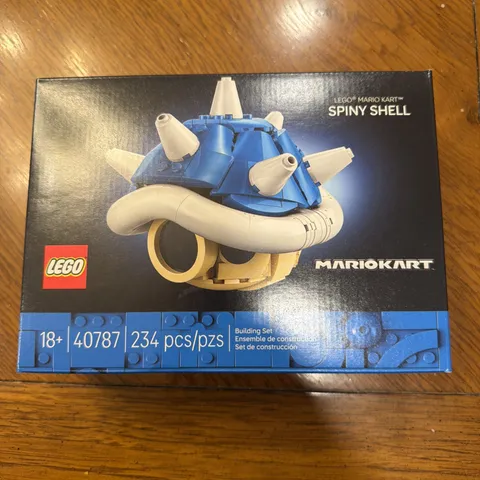 LEGO Mario Kart Spiny Shell (Blue Shell), 40787, New & Sealed.