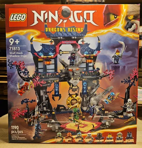 LEGO NINJAGO: Wolf Mask Shadow Dojo 71813 NEW Sealed Retired