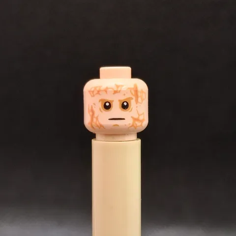 LEGO Star Wars Darth Vader Anakin Skywalker Head Burnt Part Mustafar Duel 75183