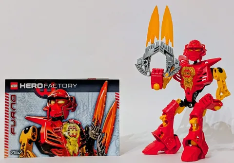 Lego #7167 Hero Factory William Furno, 100% Complete With Weapons & Instructions