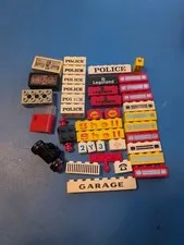 GENUINE LEGO LOT PRINTED / UNIQUE BRICKS - RED CROSS POLICE CAR GRILL SHELL TIRE