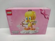 [ BIG SALE ] LEGO Looney Tunes Sweetheart Tweety Bird 40824