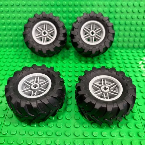 Lego Technic Wheels 56145 (30.4mm D. x 20mm) and Tires 70695 (56 X 26) Tractor
