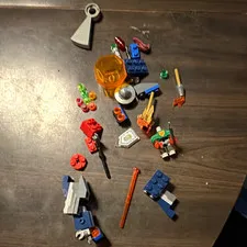 LEGO Minifigure Parts & Accessories Mixed Lot Small Parts, nexo knights
